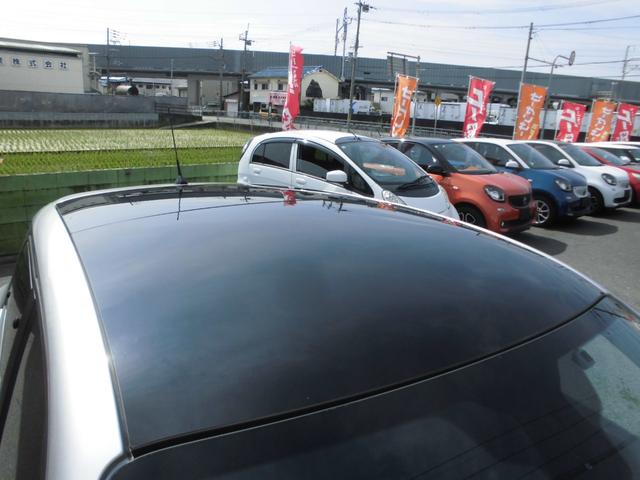 スマートフォーフォー プライム　禁煙車　衝突警告　オートクルーズ　パノラマガラスルーフ　バックセンサー　黒革シート　シートヒーター　純正ナビ　ＴＶ　Ｂカメラ　ＥＴＣ（26枚目）