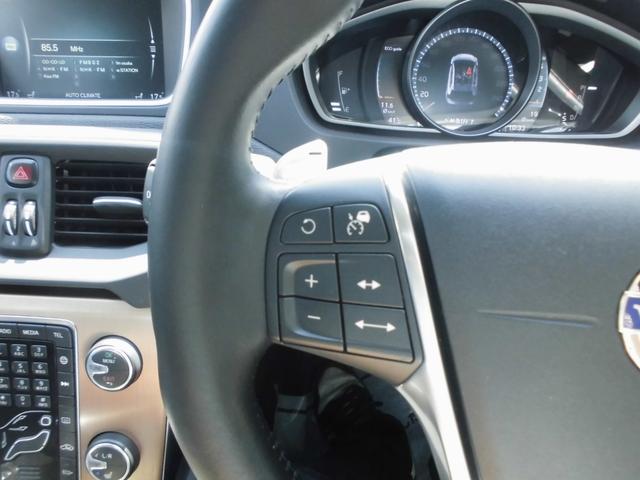 Ｖ４０ クロスカントリー　Ｄ４　禁煙車　ＡＣＣ　ＢＬＩＳ　ＲＫＡ　オートライト　黒革パワーシート　シートヒーター　オートエアコン　純正ナビＴＶ　ＥＴＣ　Ｂカメラ　ドラレコ（46枚目）