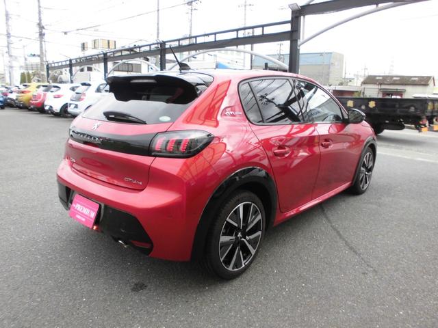 PEUGEOT 208 GT LINE