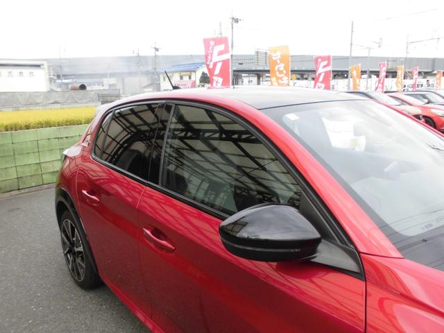 PEUGEOT 208 GT LINE