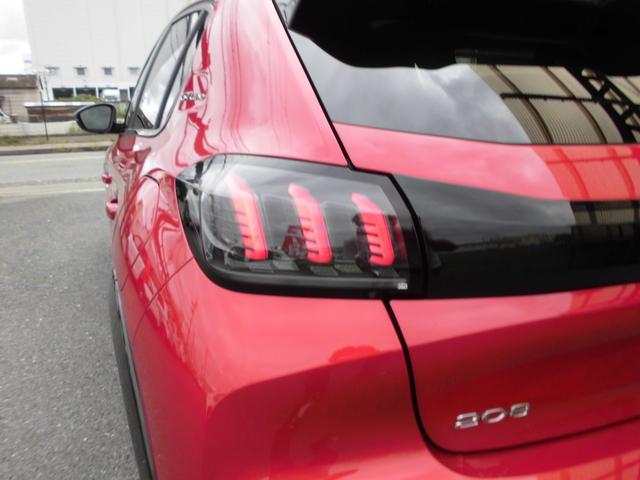 PEUGEOT 208 GT LINE