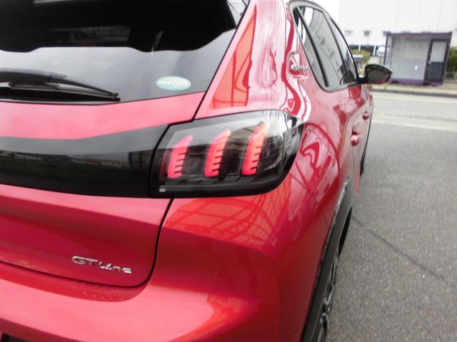 PEUGEOT 208 GT LINE