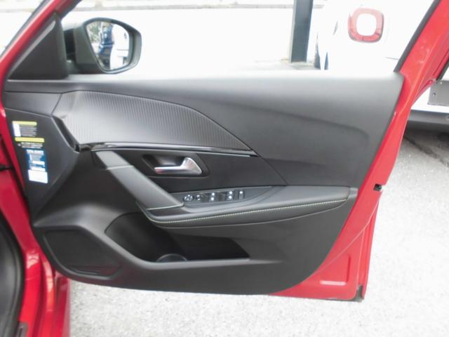 PEUGEOT 208 GT LINE