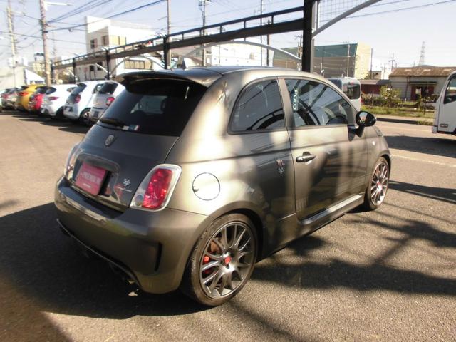 アバルト595 コンペティツィオーネ タイミングベルト交換付き 1オーナー ブレンボーキット マネッティマレリーマフラー diveruti×fightex車高調キット サベルトシート 純正オーディオ ETC GPSレーダー 記録簿(8枚目)