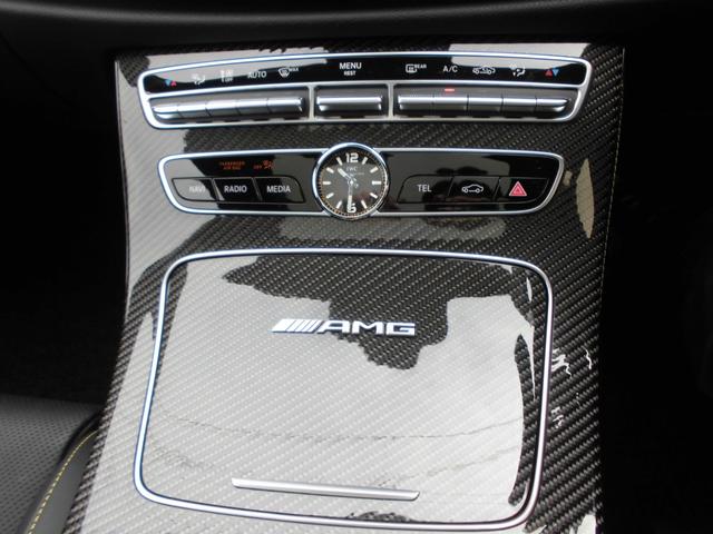Eクラス E63 S 4マチック+ エディション1 限定車 パノラミックスライディングルーフ AMGカーボンセラミックブレーキ AMGナイトPKG AMGカーボンインテリアトリム HUD ブルメスターサウンド AMGパフォーマンスシート&ステアリング(12枚目)