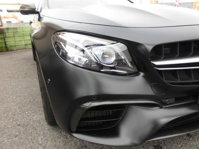 Eクラス E63 S 4マチック+ エディション1 限定車 パノラミックスライディングルーフ AMGカーボンセラミックブレーキ AMGナイトPKG AMGカーボンインテリアトリム HUD ブルメスターサウンド AMGパフォーマンスシート&ステアリング(20枚目)