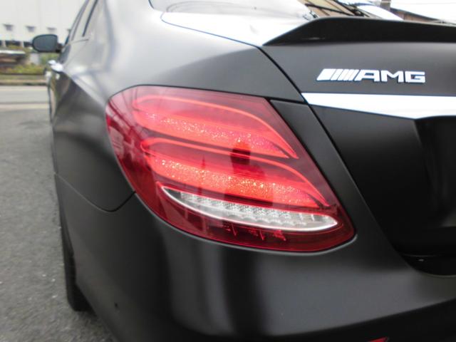 Eクラス E63 S 4マチック+ エディション1 限定車 パノラミックスライディングルーフ AMGカーボンセラミックブレーキ AMGナイトPKG AMGカーボンインテリアトリム HUD ブルメスターサウンド AMGパフォーマンスシート&ステアリング(29枚目)