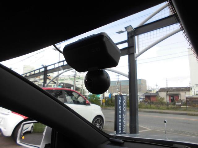 MERCEDES BENZ E-CLASS E250 CABRIOLET