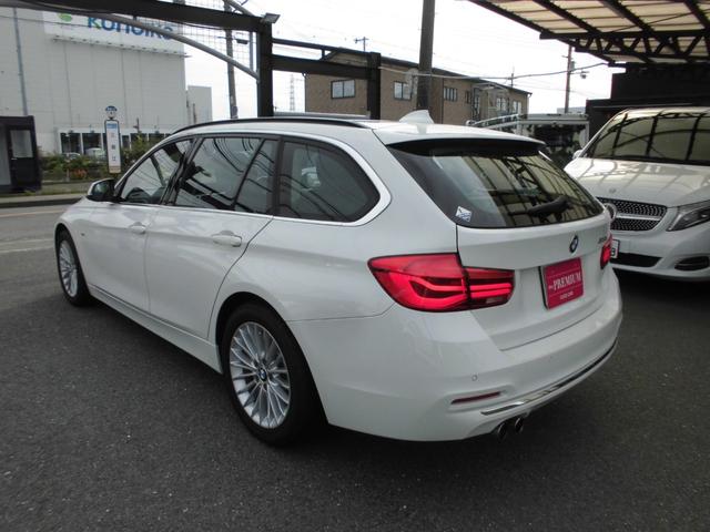 ３シリーズ ３２０ｉツーリング　ラグジュアリー　１オーナー　禁煙車　後期モデル　ＡＣＣ　ＬＥＤヘッドライト　パワーテールゲート　黒革パワーシート　シートヒーター　ナビ　ＥＴＣ　Ｂカメラ　前後ドラレコ　取説　保証書　スペアキー（6枚目）