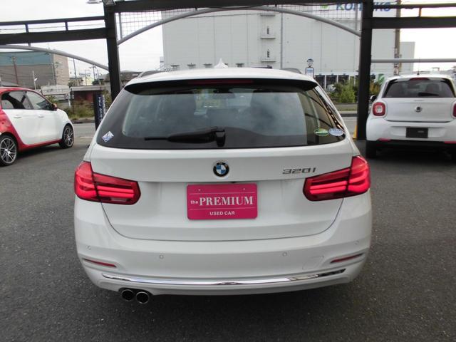 ３シリーズ ３２０ｉツーリング　ラグジュアリー　１オーナー　禁煙車　後期モデル　ＡＣＣ　ＬＥＤヘッドライト　パワーテールゲート　黒革パワーシート　シートヒーター　ナビ　ＥＴＣ　Ｂカメラ　前後ドラレコ　取説　保証書　スペアキー（7枚目）