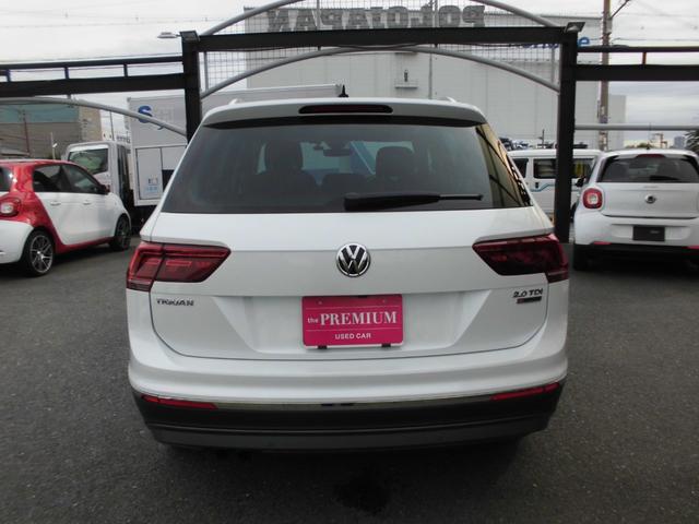 ティグアン TDI 4モーション ハイライン 禁煙車 レザーシートPKG ACC フロント・サイド・レーンアシスト LEDヘッドライト パワーテールゲート 革シート シートヒーター 純正ナビ DTV ETC 360カメラ ドラレコ(7枚目)