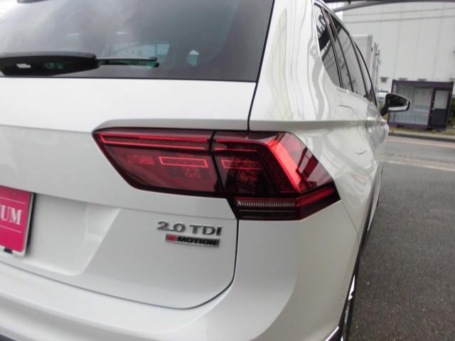 ティグアン TDI 4モーション ハイライン 禁煙車 レザーシートPKG ACC フロント・サイド・レーンアシスト LEDヘッドライト パワーテールゲート 革シート シートヒーター 純正ナビ DTV ETC 360カメラ ドラレコ(28枚目)