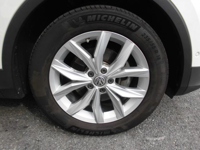 ティグアン TDI 4モーション ハイライン 禁煙車 レザーシートPKG ACC フロント・サイド・レーンアシスト LEDヘッドライト パワーテールゲート 革シート シートヒーター 純正ナビ DTV ETC 360カメラ ドラレコ(31枚目)