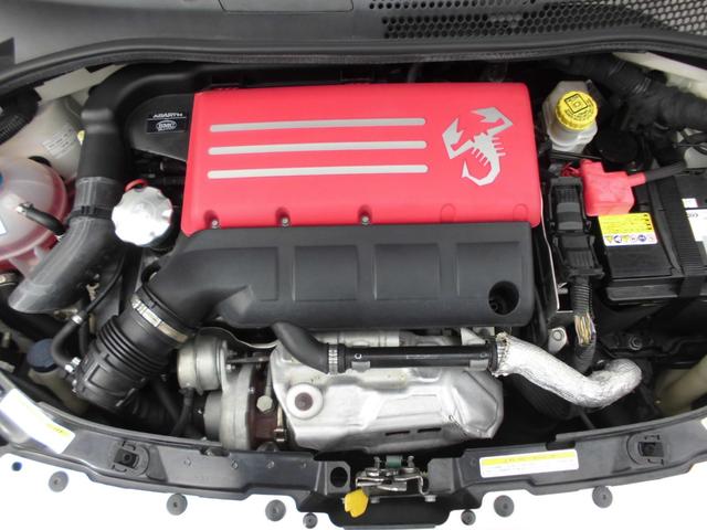 アバルト５９５ ツーリズモ　１オーナー　禁煙車　後期モデル　アイスホワイト　１６５ＰＳ　パドルシフト　ＴＦＴ液晶　純正１７ＡＷ　茶革　２ＤＩＮナビ　フルセグ　ＥＴＣ　アルミペダル（16枚目）