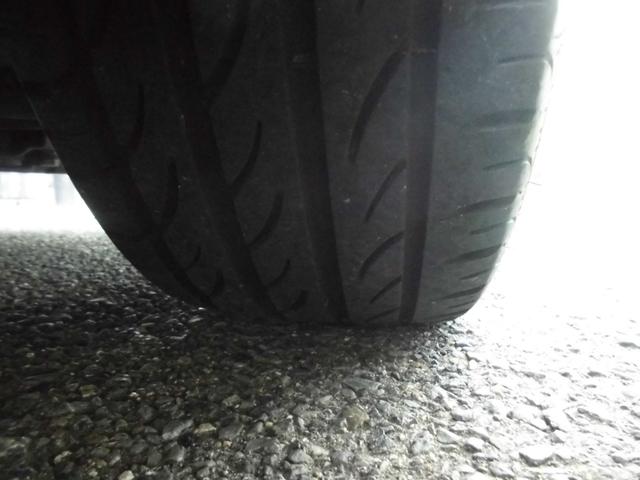 アバルト５９５ ツーリズモ　１オーナー　禁煙車　後期モデル　アイスホワイト　１６５ＰＳ　パドルシフト　ＴＦＴ液晶　純正１７ＡＷ　茶革　２ＤＩＮナビ　フルセグ　ＥＴＣ　アルミペダル（19枚目）