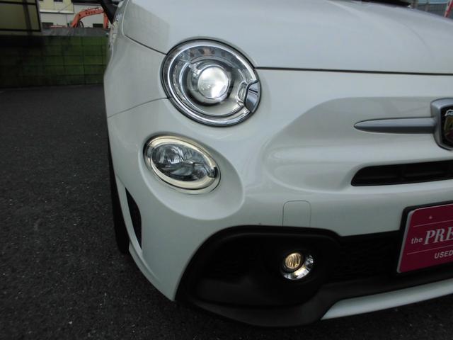 アバルト５９５ ツーリズモ　１オーナー　禁煙車　後期モデル　アイスホワイト　１６５ＰＳ　パドルシフト　ＴＦＴ液晶　純正１７ＡＷ　茶革　２ＤＩＮナビ　フルセグ　ＥＴＣ　アルミペダル（20枚目）