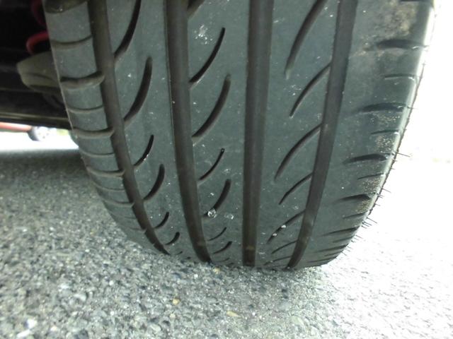 アバルト５９５ ツーリズモ　１オーナー　禁煙車　後期モデル　アイスホワイト　１６５ＰＳ　パドルシフト　ＴＦＴ液晶　純正１７ＡＷ　茶革　２ＤＩＮナビ　フルセグ　ＥＴＣ　アルミペダル（33枚目）