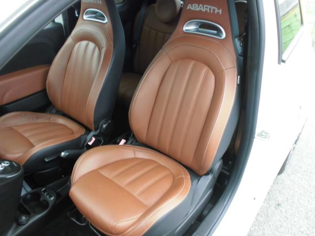 アバルト５９５ ツーリズモ　１オーナー　禁煙車　後期モデル　アイスホワイト　１６５ＰＳ　パドルシフト　ＴＦＴ液晶　純正１７ＡＷ　茶革　２ＤＩＮナビ　フルセグ　ＥＴＣ　アルミペダル（37枚目）