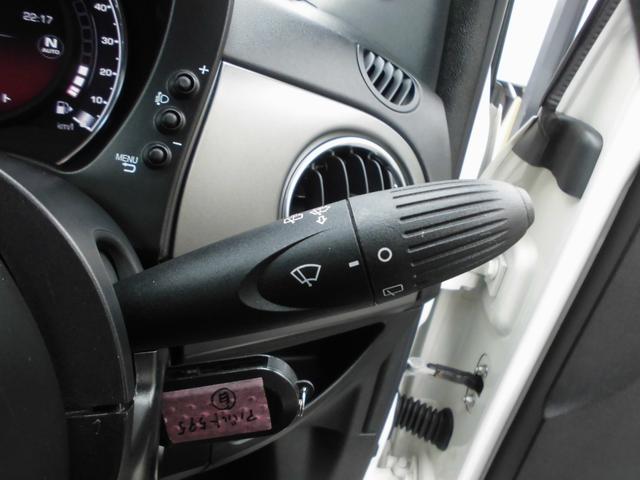 アバルト５９５ ツーリズモ　１オーナー　禁煙車　後期モデル　アイスホワイト　１６５ＰＳ　パドルシフト　ＴＦＴ液晶　純正１７ＡＷ　茶革　２ＤＩＮナビ　フルセグ　ＥＴＣ　アルミペダル（47枚目）