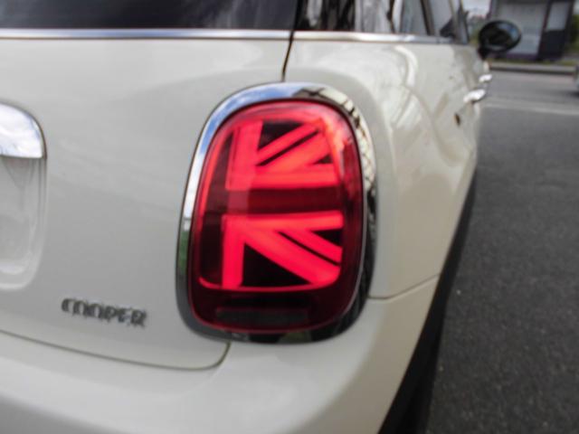 MINI クーパー 後期モデル ストリートスタイル エキサイトメントPKG コンフォートアクセス LEDヘッドライト レザレットシート シートヒーター ナビ ETC Bカメラ ドラレコ 冠水歴有り(27枚目)