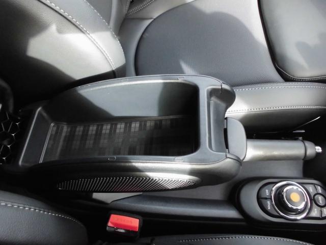 MINI クーパー 後期モデル ストリートスタイル エキサイトメントPKG コンフォートアクセス LEDヘッドライト レザレットシート シートヒーター ナビ ETC Bカメラ ドラレコ 冠水歴有り(53枚目)