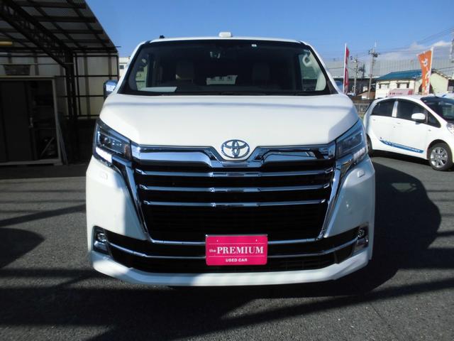 グランエース Ｇ　１オーナー禁煙車　セーフティセンス　ＡＣＣ　ＢＬＩＳ　両側パワスラ　ベージュレザー　エグゼクティブパワーシート　リラックスキャプテンシート　ディスプレイオーディオ　ナビＴＶ　１２型フリップダウン（2枚目）