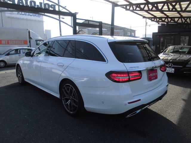 Ｅクラスステーションワゴン Ｅ２００　ステーションワゴン　スポーツ　禁煙車　パノラミックＳＲ　ＡＭＧインテリアＰＫＧ　エクスクルーシブＰＫＧ　エアバランスＰＫＧ　レーダーセーフティ　ＨＵＤ　黒革パワーシート　前後シートヒーター　ナビＴＶ　ＥＴＣ　３６０カメラ　Ｄレコ（6枚目）