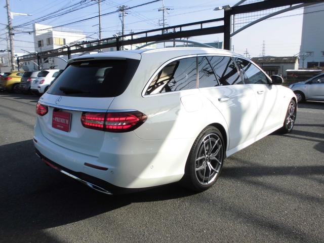 Ｅクラスステーションワゴン Ｅ２００　ステーションワゴン　スポーツ　禁煙車　パノラミックＳＲ　ＡＭＧインテリアＰＫＧ　エクスクルーシブＰＫＧ　エアバランスＰＫＧ　レーダーセーフティ　ＨＵＤ　黒革パワーシート　前後シートヒーター　ナビＴＶ　ＥＴＣ　３６０カメラ　Ｄレコ（8枚目）