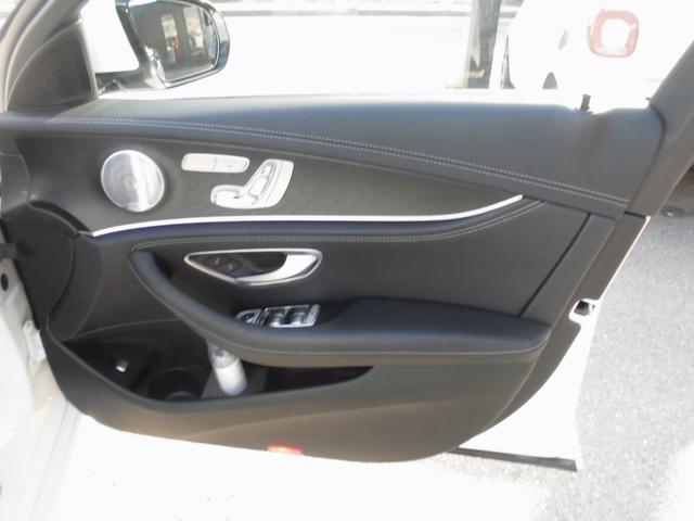 Ｅクラスステーションワゴン Ｅ２００　ステーションワゴン　スポーツ　禁煙車　パノラミックＳＲ　ＡＭＧインテリアＰＫＧ　エクスクルーシブＰＫＧ　エアバランスＰＫＧ　レーダーセーフティ　ＨＵＤ　黒革パワーシート　前後シートヒーター　ナビＴＶ　ＥＴＣ　３６０カメラ　Ｄレコ（51枚目）