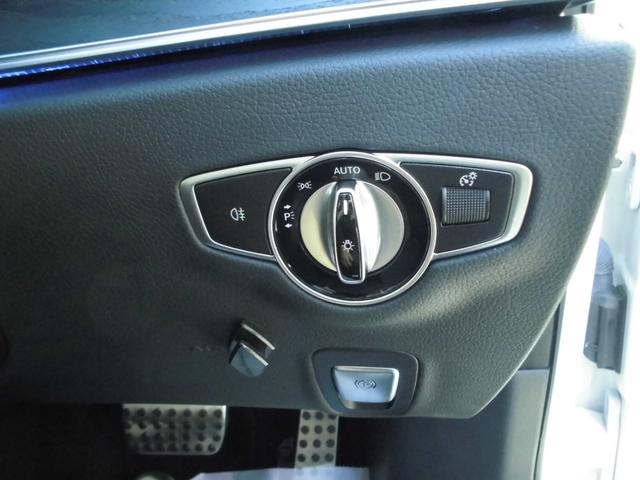 Ｅクラスステーションワゴン Ｅ２００　ステーションワゴン　スポーツ　禁煙車　パノラミックＳＲ　ＡＭＧインテリアＰＫＧ　エクスクルーシブＰＫＧ　エアバランスＰＫＧ　レーダーセーフティ　ＨＵＤ　黒革パワーシート　前後シートヒーター　ナビＴＶ　ＥＴＣ　３６０カメラ　Ｄレコ（52枚目）