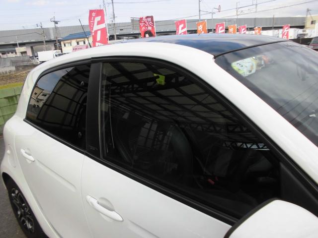 スマートフォーフォー プライム 衝突警告 オートクルーズ パノラマガラスルーフ バックセンサー 黒革シート シートヒーター 純正ブルートゥースオーディオ 取説 保証書 スペアキー(23枚目)