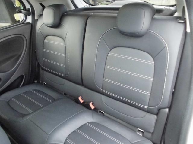 スマートフォーフォー プライム 衝突警告 オートクルーズ パノラマガラスルーフ バックセンサー 黒革シート シートヒーター 純正ブルートゥースオーディオ 取説 保証書 スペアキー(41枚目)