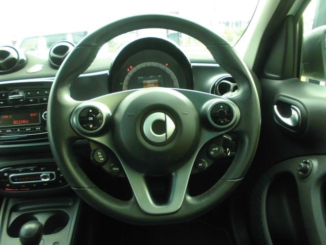 スマートフォーフォー プライム 衝突警告 オートクルーズ パノラマガラスルーフ バックセンサー 黒革シート シートヒーター 純正ブルートゥースオーディオ 取説 保証書 スペアキー(44枚目)