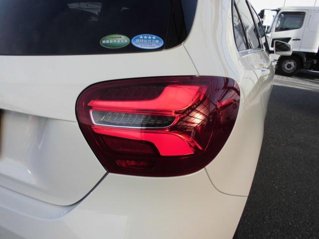 Ａクラス Ａ１８０　禁煙車　レザーＥＸＣＰＫＧ　パノラマＳＲ　レーダーセーフティＰＫＧ　ＡＣＣ　ＢＬＩＳ　ＬＥＤヘッドライト　黒革パワーシート　シートヒーター　ナビＴＶ　ＥＴＣ　Ｂカメラ　ハーマンカードンサウンド（30枚目）