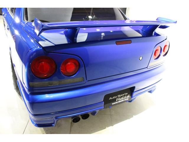 スカイライン ２５ＧＴ－Ｘ　フルエアロ　ＧＰスポーツ車高調　デュアルマフラー　３連メーター　モモステアリング　キセノンライト　クリアウィンカー　２ドア用リアスポイラー　ＲＡＹＳ１８ＡＷ（14枚目）