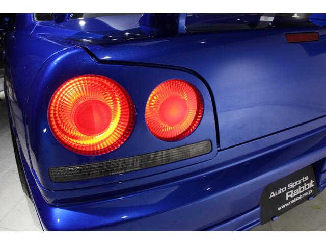 スカイライン ２５ＧＴ－Ｘ　フルエアロ　ＧＰスポーツ車高調　デュアルマフラー　３連メーター　モモステアリング　キセノンライト　クリアウィンカー　２ドア用リアスポイラー　ＲＡＹＳ１８ＡＷ（17枚目）