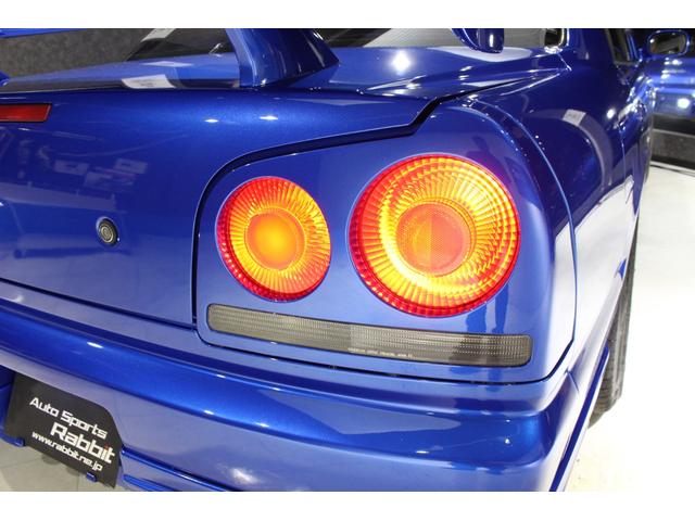 スカイライン ２５ＧＴ－Ｘ　フルエアロ　ＧＰスポーツ車高調　デュアルマフラー　３連メーター　モモステアリング　キセノンライト　クリアウィンカー　２ドア用リアスポイラー　ＲＡＹＳ１８ＡＷ（18枚目）