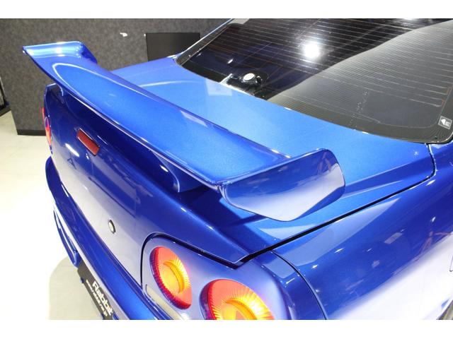 スカイライン ２５ＧＴ－Ｘ　フルエアロ　ＧＰスポーツ車高調　デュアルマフラー　３連メーター　モモステアリング　キセノンライト　クリアウィンカー　２ドア用リアスポイラー　ＲＡＹＳ１８ＡＷ（20枚目）