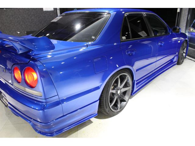 スカイライン ２５ＧＴ－Ｘ　フルエアロ　ＧＰスポーツ車高調　デュアルマフラー　３連メーター　モモステアリング　キセノンライト　クリアウィンカー　２ドア用リアスポイラー　ＲＡＹＳ１８ＡＷ（22枚目）