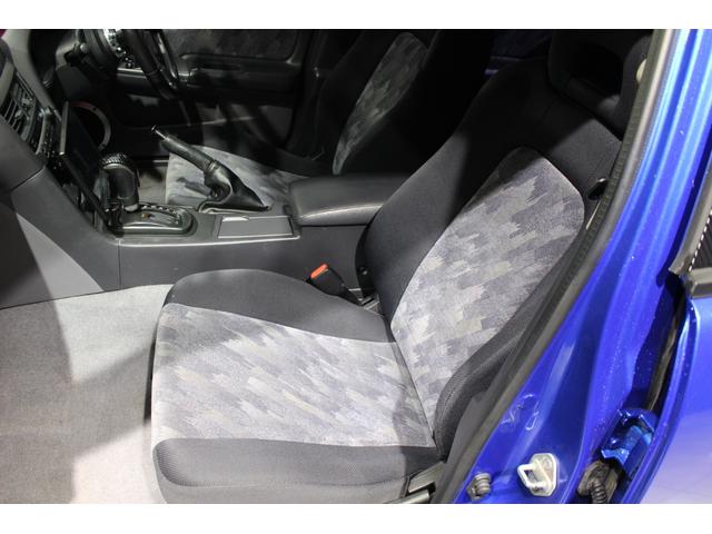 スカイライン ２５ＧＴ－Ｘ　フルエアロ　ＧＰスポーツ車高調　デュアルマフラー　３連メーター　モモステアリング　キセノンライト　クリアウィンカー　２ドア用リアスポイラー　ＲＡＹＳ１８ＡＷ（40枚目）