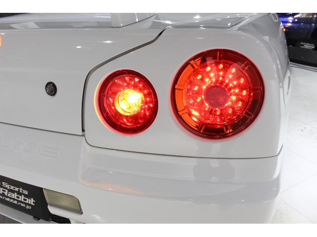 スカイライン ２５ＧＴターボ　フルエアロ　ＢＬＩＴＺ前置きインタークーラー　ＴＥＩＮ車高調　ＦＧＫマフラー　ＬＥＤテール　ＨＫＳブローオフバルブ　ＵＲＡＳバンパー　キセノンライト　プライバシーガラス　ＢＢＳ１８ＡＷ（17枚目）
