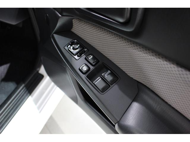 スカイライン ２５ＧＴターボ　フルエアロ　ＢＬＩＴＺ前置きインタークーラー　ＴＥＩＮ車高調　ＦＧＫマフラー　ＬＥＤテール　ＨＫＳブローオフバルブ　ＵＲＡＳバンパー　キセノンライト　プライバシーガラス　ＢＢＳ１８ＡＷ（45枚目）