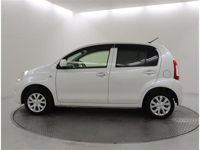 リヤ５面にプライバシーガラスの装備