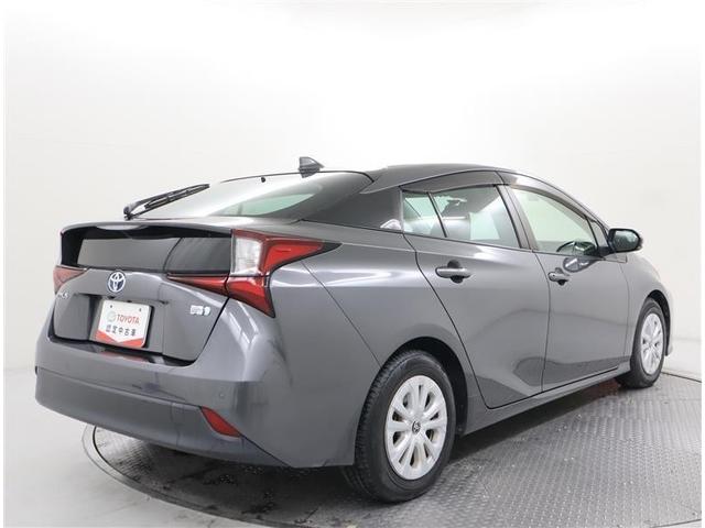 プリウス SセーフティプラスII フルセグ メモリーナビ ミュージックプレイヤー接続可 バックカメラ 衝突被害軽減システム ETC ドラレコ LEDヘッドランプ ワンオーナー 記録簿(4枚目)