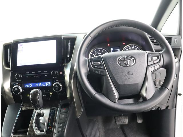 アルファード ２．５Ｓ　タイプゴールドＩＩＩ　サンルーフ　フルセグ　メモリーナビ　ＤＶＤ再生　ミュージックプレイヤー接続可　後席モニター　バックカメラ　衝突被害軽減システム　ＥＴＣ　ドラレコ　両側電動スライド　ＬＥＤヘッドランプ　乗車定員７人（4枚目）