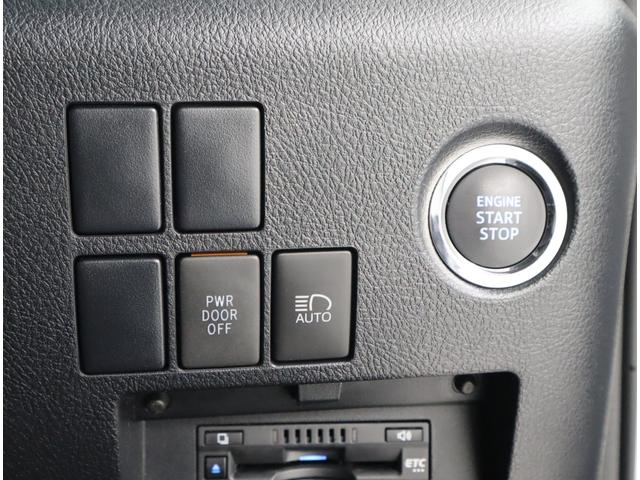 アルファード ２．５Ｓ　タイプゴールドＩＩＩ　サンルーフ　フルセグ　メモリーナビ　ＤＶＤ再生　ミュージックプレイヤー接続可　後席モニター　バックカメラ　衝突被害軽減システム　ＥＴＣ　ドラレコ　両側電動スライド　ＬＥＤヘッドランプ　乗車定員７人（28枚目）