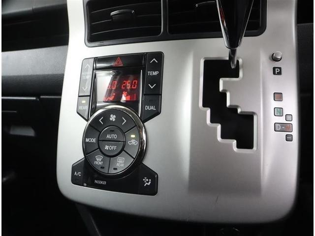 ヴォクシー ＺＳ　フルセグ　メモリーナビ　ＤＶＤ再生　ミュージックプレイヤー接続可　バックカメラ　ＥＴＣ　両側電動スライド　ＨＩＤヘッドライト　ウオークスルー　乗車定員７人　３列シート　ワンオーナー（14枚目）