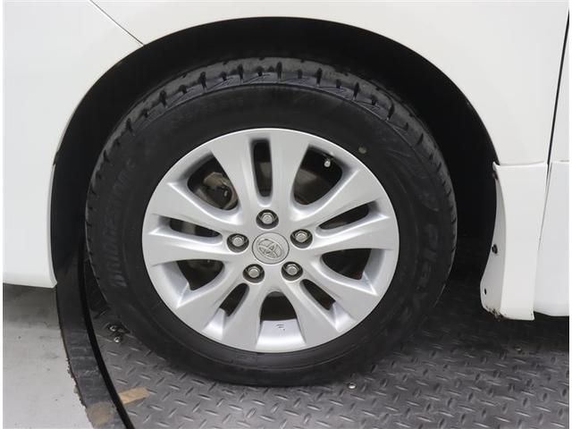 ヴォクシー ＺＳ　フルセグ　メモリーナビ　ＤＶＤ再生　ミュージックプレイヤー接続可　バックカメラ　ＥＴＣ　両側電動スライド　ＨＩＤヘッドライト　ウオークスルー　乗車定員７人　３列シート　ワンオーナー（26枚目）