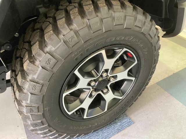ルビコン V6 3.6L 登録済未使用車 新車保証継承 黒レザーシート 純正ナビ フルセグ ETC シートヒーター 純正17インチAW クリアランスソナー LEDヘッドライト アダプティブクルーズコントロール(71枚目)