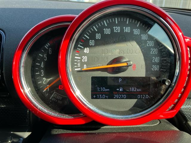 MINI クーパーS クラブマン クーパーS クラブマン ペッパーパッケージ HIDヘッドライト ブレーキアシスト 純正ナビ バックカメラ ETC 純正17インチAW ダイナミックスタビリティコントロール CBC ホワイトルーフ(19枚目)